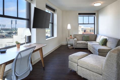 The Element Detroit Hotel opens in historic Metropolitan Building - Curbed Detroit