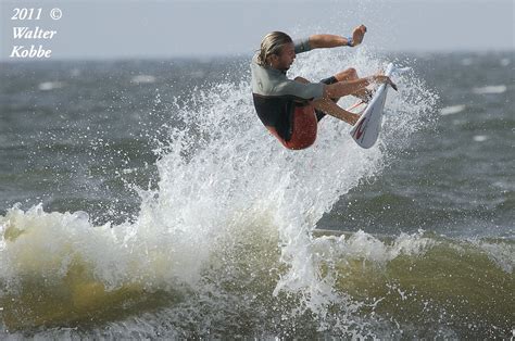 Quicksilver Pro Surfing (Cropped) | Quicksilver Pro World Pr… | Flickr