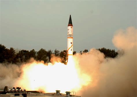 India Test Fires 3000km Range Agni-III Nuclear Capable Ballistic ...