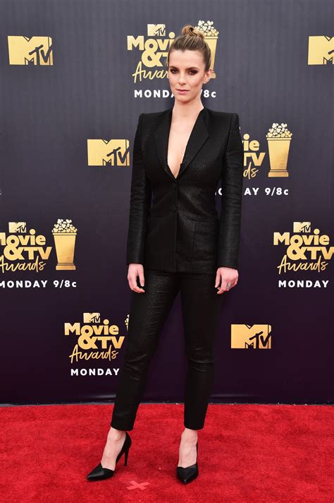 Confira os Looks do MTV Movie & TV Awards 2018 | Mtv, Mtv movie awards ...