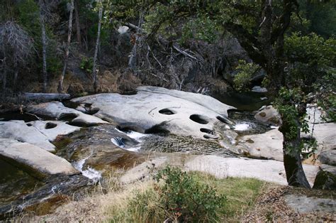 Hiking Trails - Bass Lake | yosemitethisyear.com