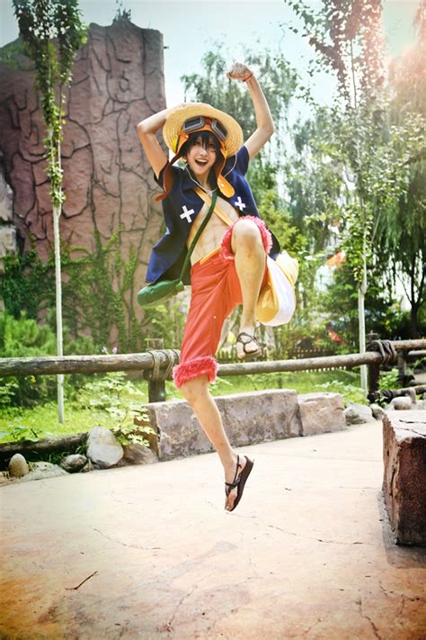 One Piece Cosplay : Mugiwara Luffy - MyAnimeGirls 2014