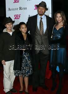 Terrence Howard and kids at August Rush premiere – Moms & Babies ...