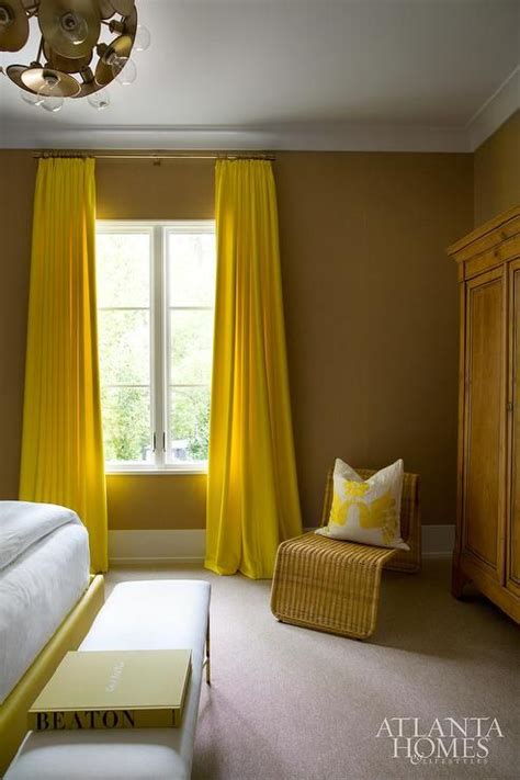 20+ Gray Walls Yellow Curtains