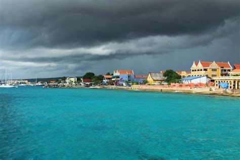 Hurricane season in Caribbean: expert guide for travelers