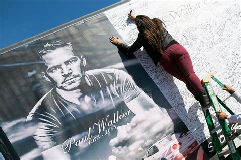 Paul Walker funeral details: family planning private service | News | The Independent