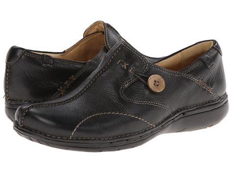 Clarks Un.loop (black Leather) Women's Slip On Shoes - Lyst