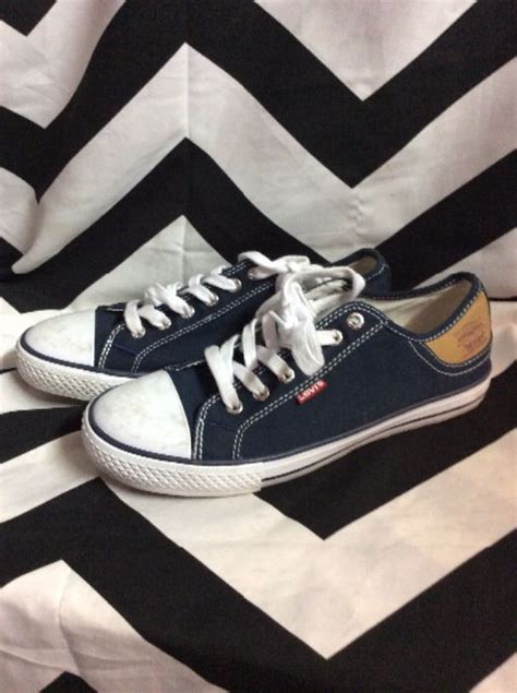 Classic Levis Tennis Shoes – Canvas – Lace-up | Boardwalk Vintage