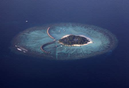 Maldives: please save me from sinking! - People's Daily Online