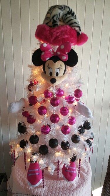 Minnie mouse christmas, Whimsical christmas trees, Mickey mouse christmas tree