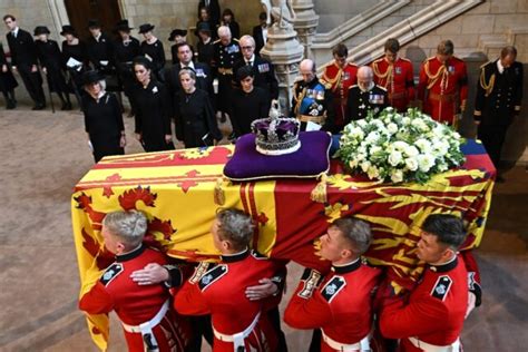 Timeline of Queen Elizabeth II's death - Breitbart