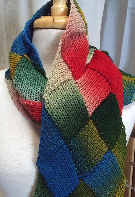 Ravelry: Easy Entrelac Scarf pattern by Sharyn Anhalt