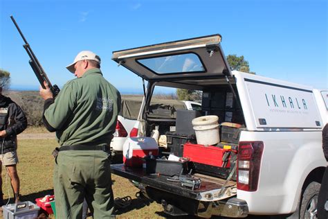 South African Veterinarian Works to Save Wildlife | Pulitzer Center