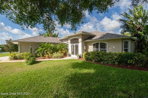 720 S Easy St, Sebastian, FL 32958 - See Est. Value, Schools & More