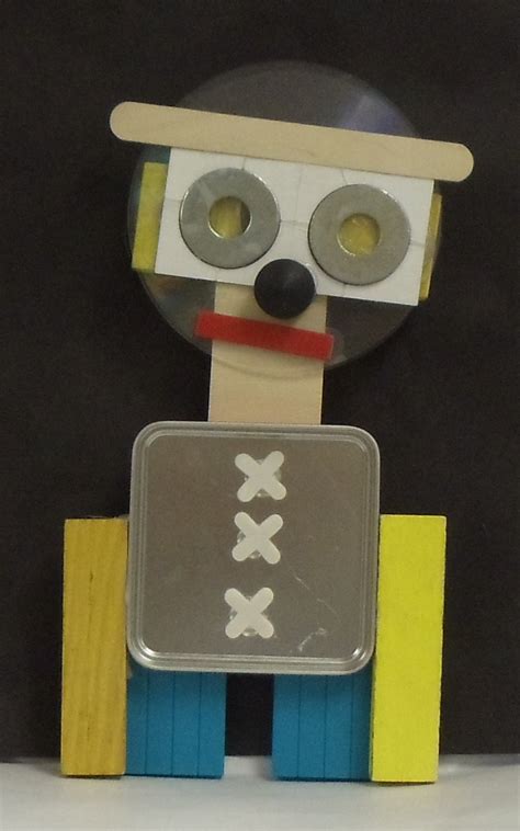 Hands, Head 'n Heart in the Artroom: Rockin' Robots