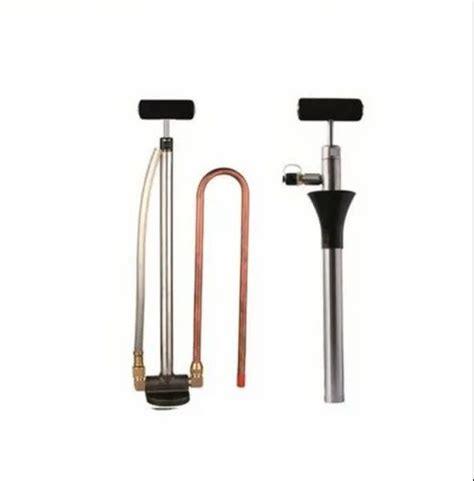 Manual Oil Pump With Stand at Rs 7500/piece | Industrial Pump And Tank ...