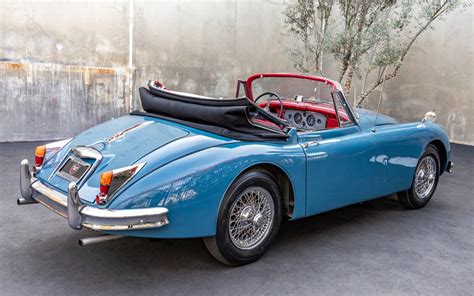 Jaguar XK150 essential owner's guide - Prestige & Performance Car