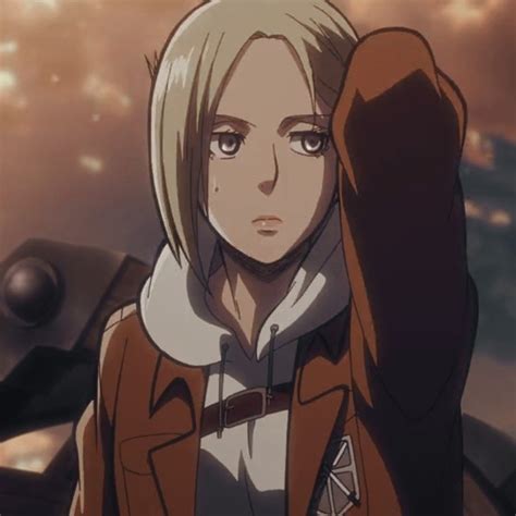 : ̗̀ Annie Leonhart icons | Attack on titan season, Annie leonhart, Attack on titan