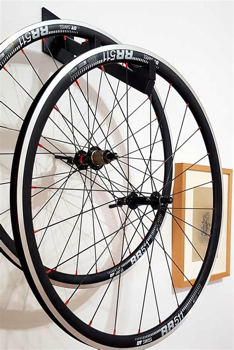 Building a custom wheelset – From idea to new bike wheels (wheelbuilder's perspective)