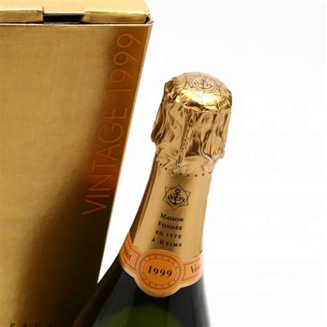 Veuve Clicquot Champagne - Vintage 1999 (Lot 5344 - Fine WineSep 17 ...