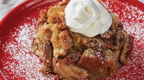 Pecan Pie Bread Pudding - Crockpot Girl