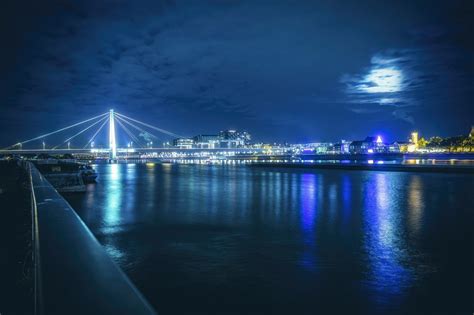 cologne bridge at night - Severinsbrücke / Severinsbridge - Photo #1030 - motosha | Free Stock ...