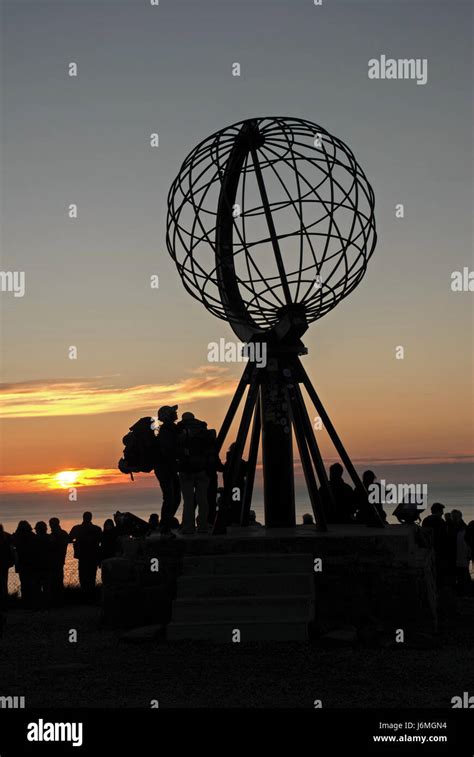 Nordkapp. Globe Monument at North Cape, Norway. Midnight at Nordkapp Stock Photo - Alamy