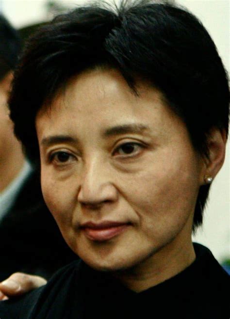 China Defers Death Sentence for Disgraced Official’s Wife - The New ...