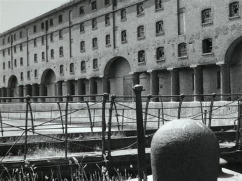 Photograph of Albert Dock | National Museums Liverpool