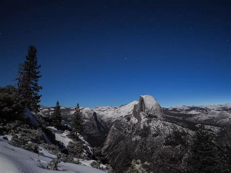 Half Dome at sunrise from Glacier Point this morning : r/Yosemite