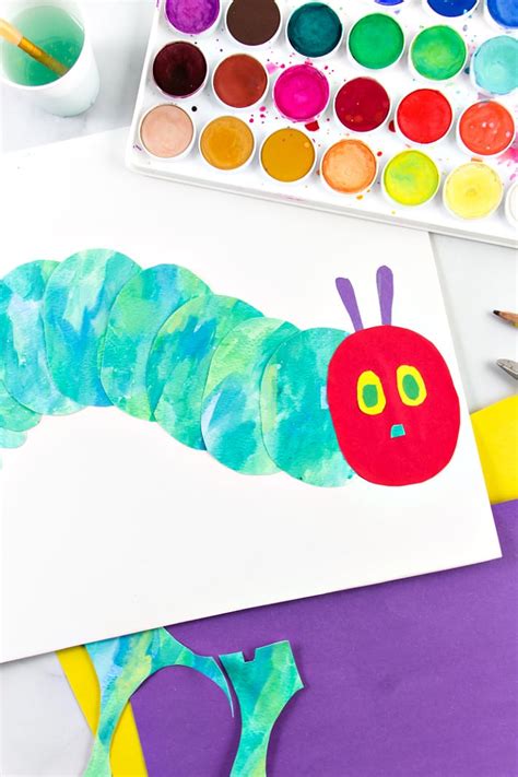 Easy Very Hungry Caterpillar Mixed Media Craft • Kids Activities Blog