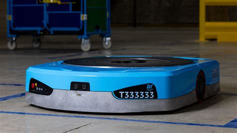 Amazon Robotics unveils Titan, new fulfillment center robot