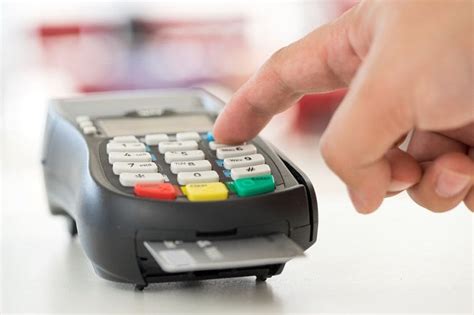 Additional Features of a Credit Card Processing Terminal | Instabill