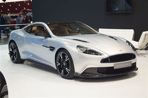 Aston Martin Vanquish - Wikipedia