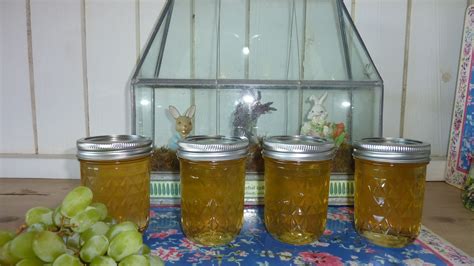 white grape jelly - Need need need to learn to make this..... | Canning ...