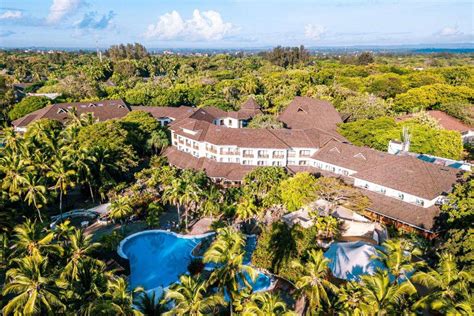 The Best Luxury Hotels in Diani Beach | Discovering Kenya