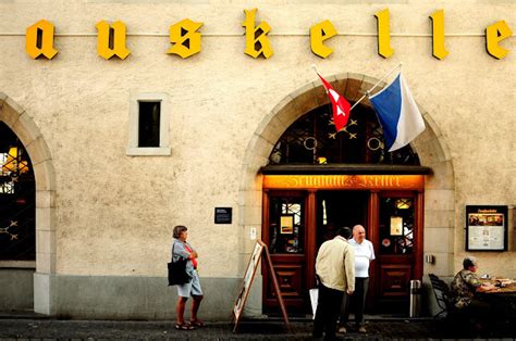 loving switzerland blog: Zeughauskeller, Zurich