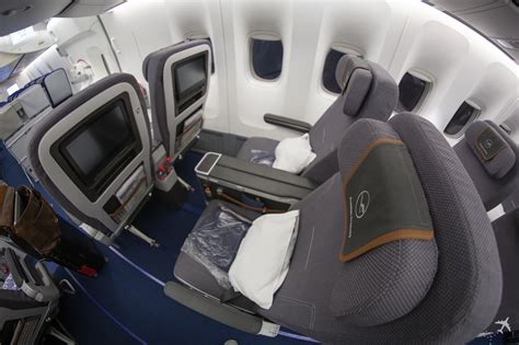 Boeing 747 8 Premium Economy Lufthansa