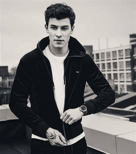 Shawn Mendes on Instagram: “🖤 ️ Follow @shawnmendes.bd for more ...