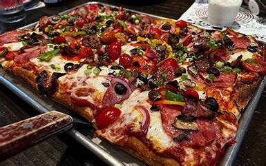 Best Pizza in Las Vegas – 20 Pizzerias You Need to Try [2023]