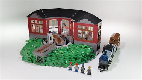 LEGO IDEAS - Train Engine Shed With Railway Turntable