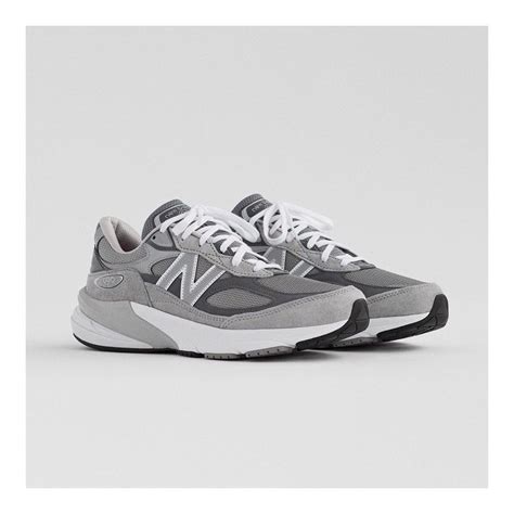 New Balance 990v6 'Grey', Men's Fashion, Footwear, Sneakers on Carousell