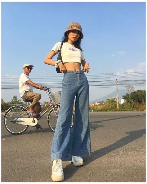 cute outfit ideas #baggy #jeans #outfit #90s #baggyjeansoutfit90s Im in love with the baggy ...