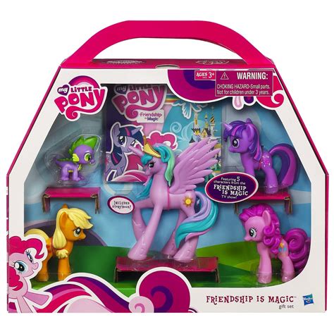 Welcome to Ponyville!: My Little Pony Friendship is Magic Gift Set