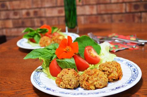 Gormandize: Vegetarian Cufte (kind of like veggie meatballs...)