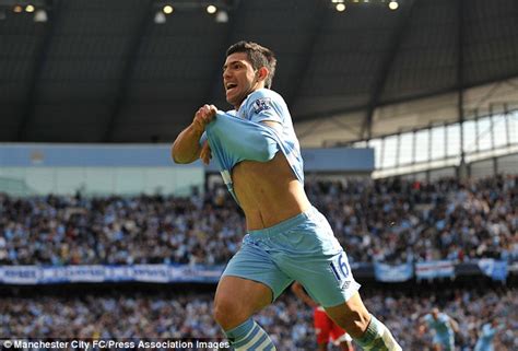 Aguero Celebration Qpr - Sergio Aguero Title Winning Goal v QPR 2012 ...