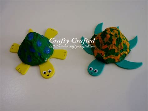 Egg carton turtle – Crafty-Crafted.com