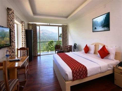 Best Price on Dream Catcher Resort in Munnar + Reviews!