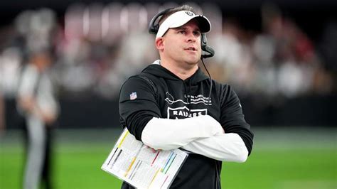 Josh McDaniels' Preference for Next Raiders QB Revealed: Insider