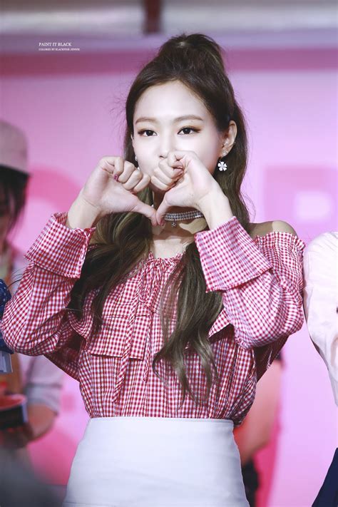 25 Best BLACKPINK Jennie Outfits To Celebrate Her 25th Birthday - Koreaboo